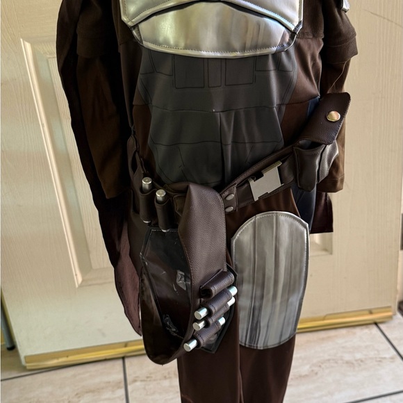 Star Wars The Mandalorian Kids Costume - Picture 4 of 12